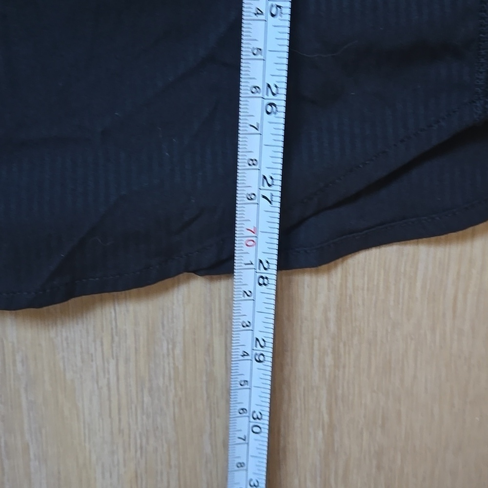 Lululemon Mission Long Sleeve Button Down Shirt Sz S - Picture 8 of 8
